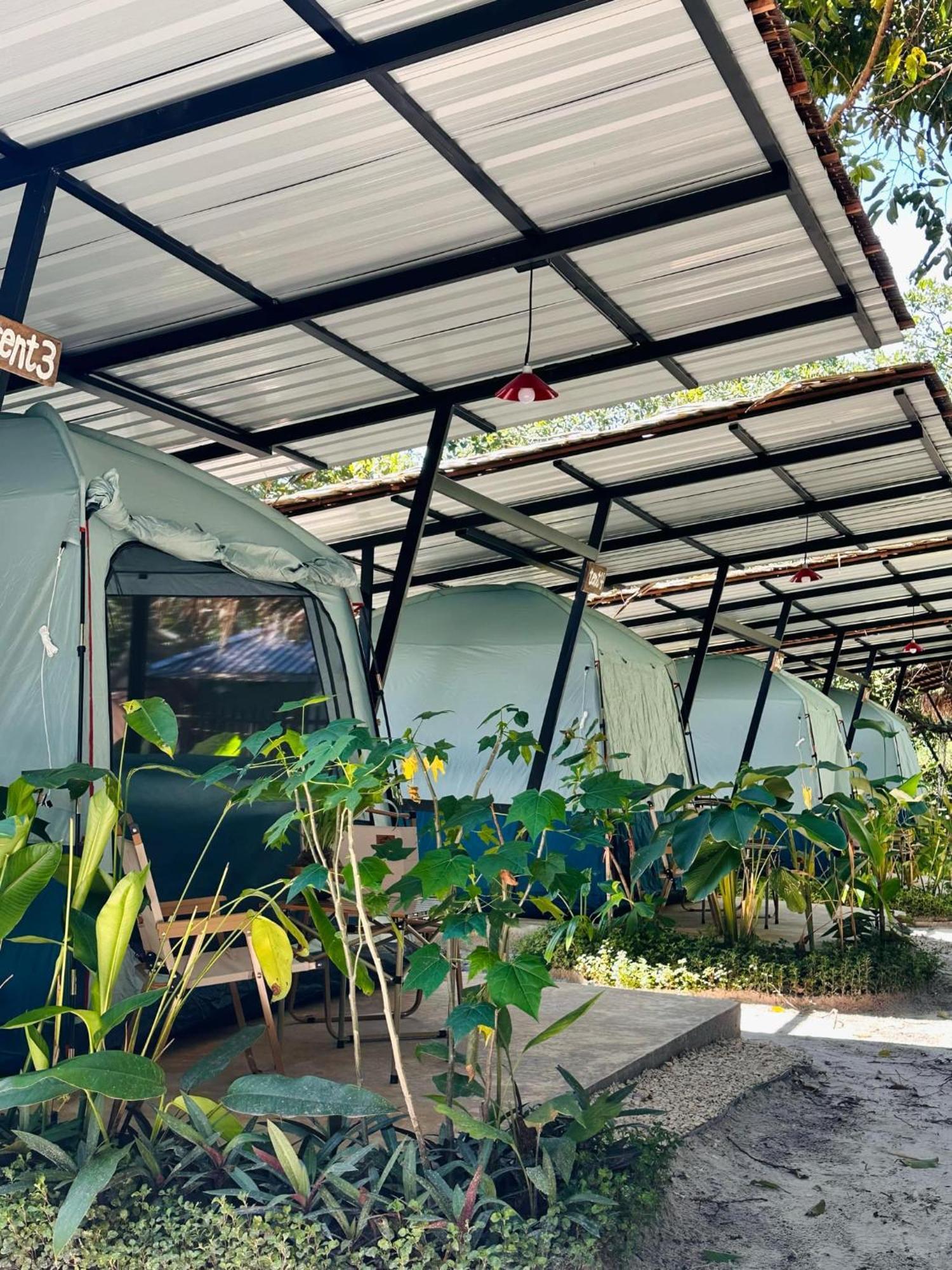 Tropical Hostel Koh Phayam Quarto foto